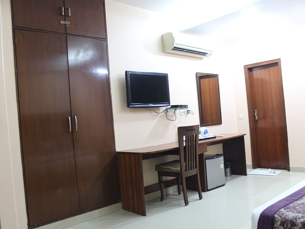 Hotel Kyron 28/37
