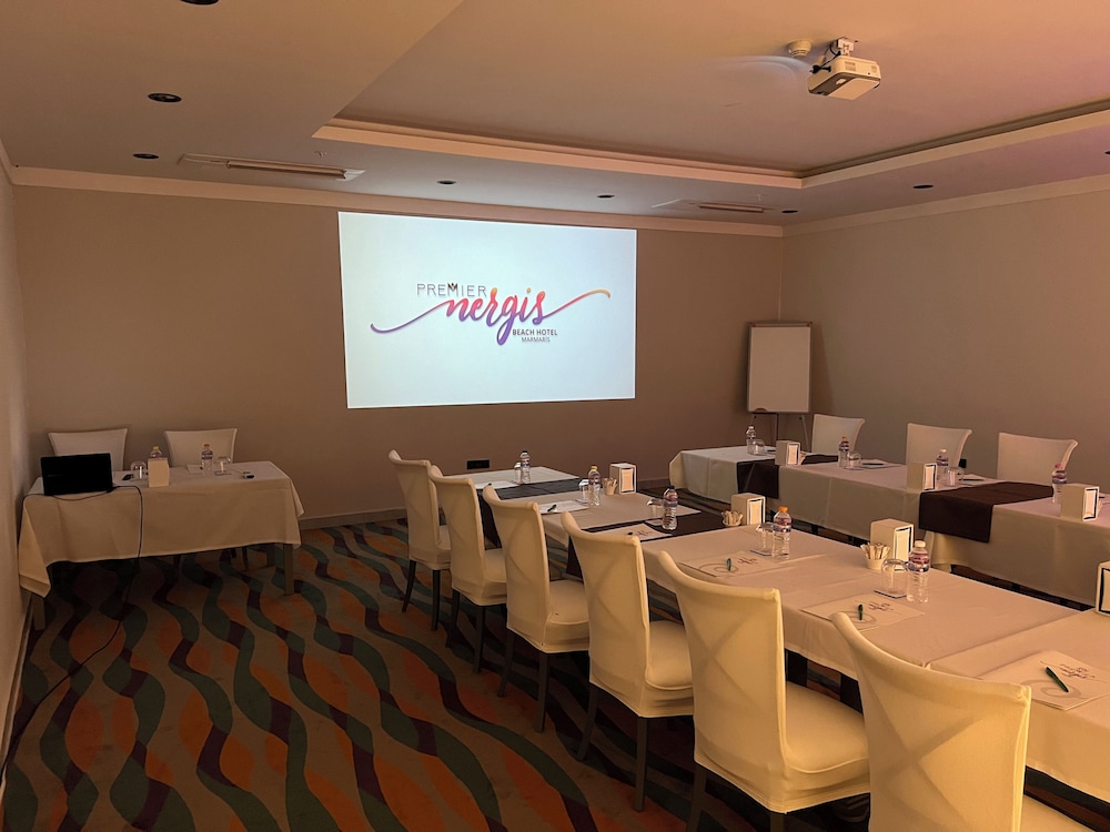 Premier Nergis Beach Hotel 39/50