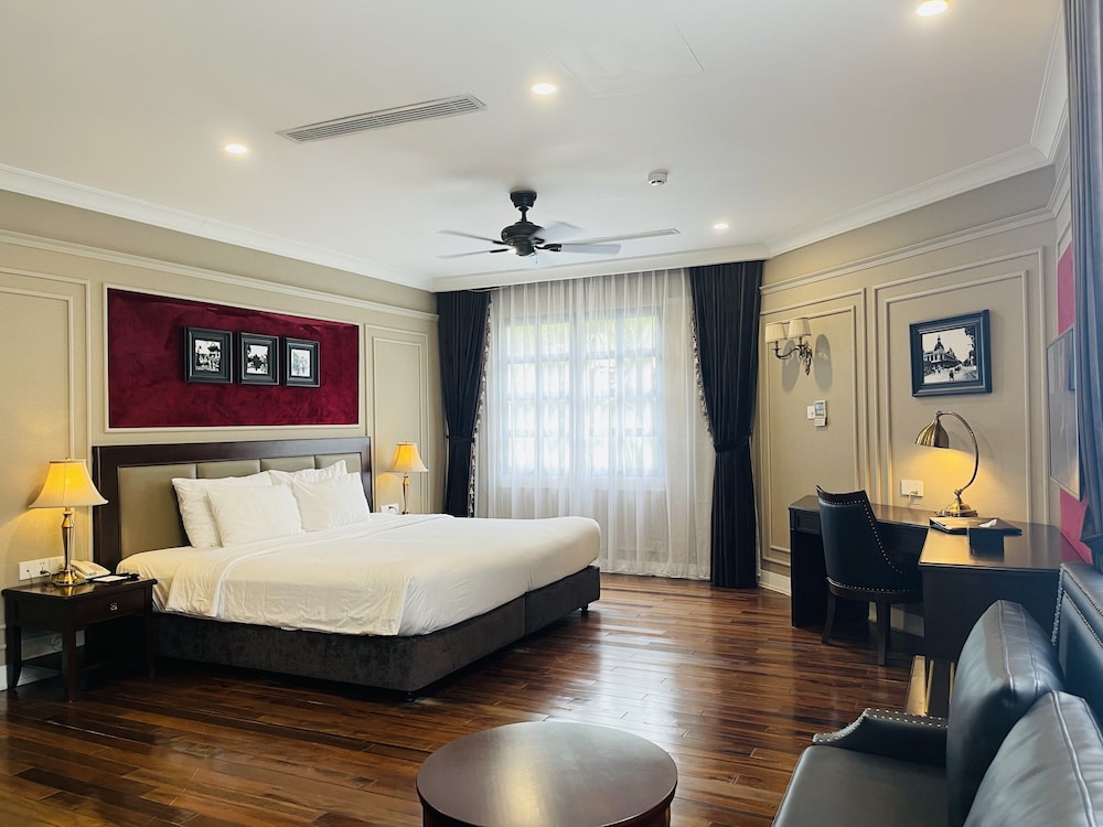 STUDIO, SUITE, KING BED, CITY VIEW