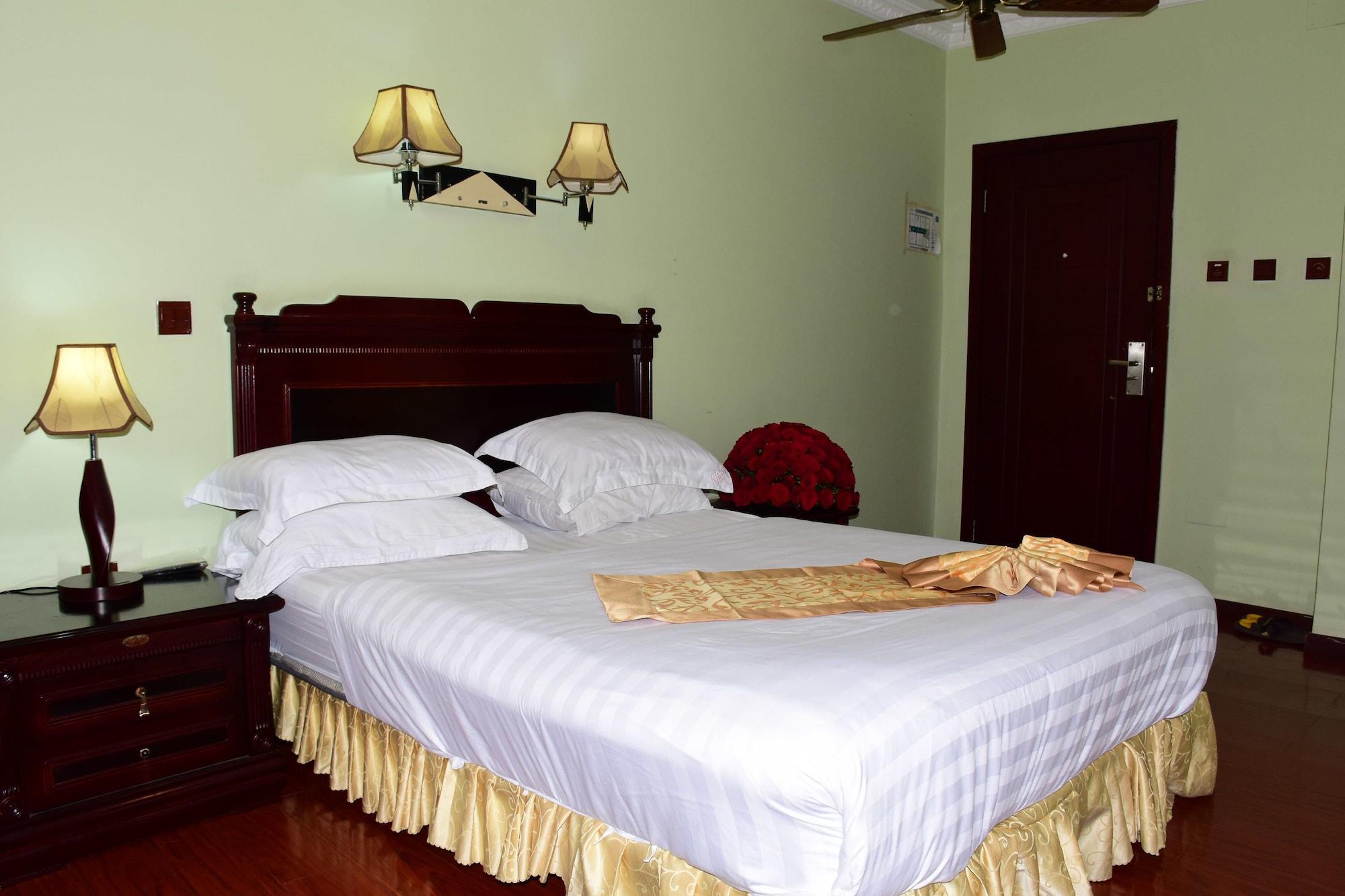 Trinity Hotel 15/43