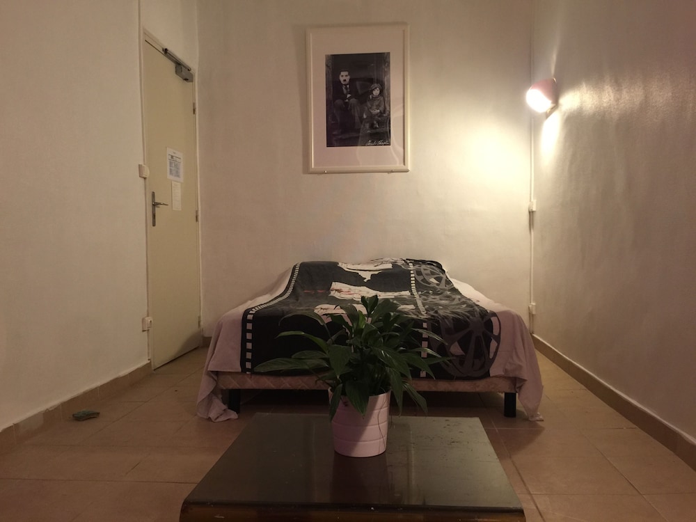 Hotel Du Globe 34/66