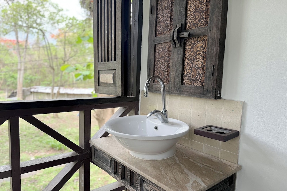 Royal Ping Garden and Resort 43/45