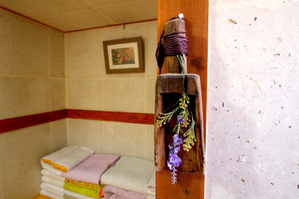 Happiness Full Hanok Guesthouse Jeonju 26/53
