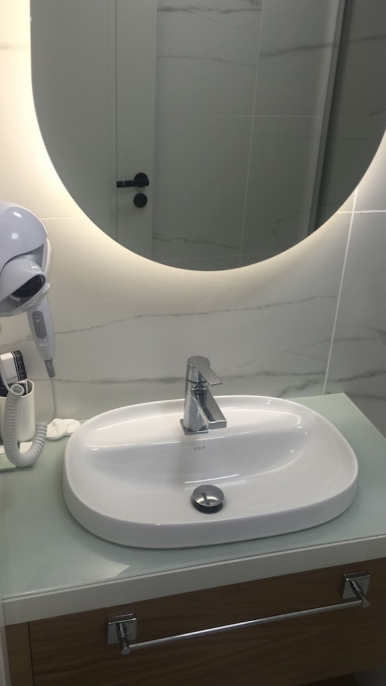Mat Boutique Hotel 35/36