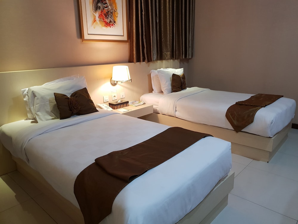 Scarlet Kebon Kawung Hotel 19/71
