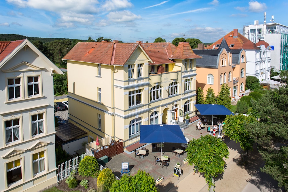 Hotel Villa Seeschlosschen 1/50