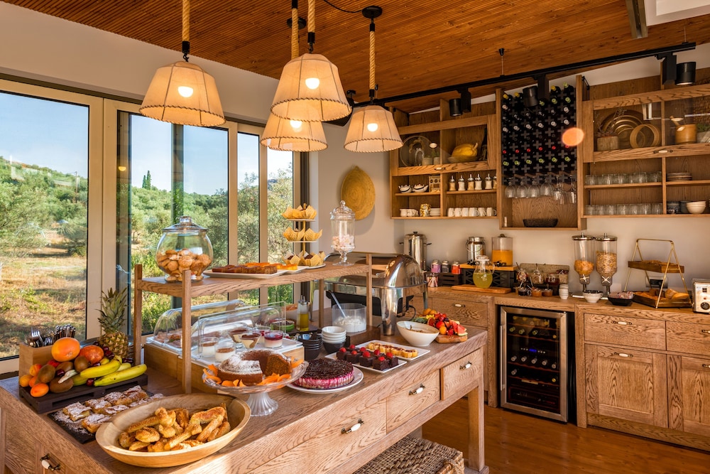 Anthemion Suites And Villas 36/50