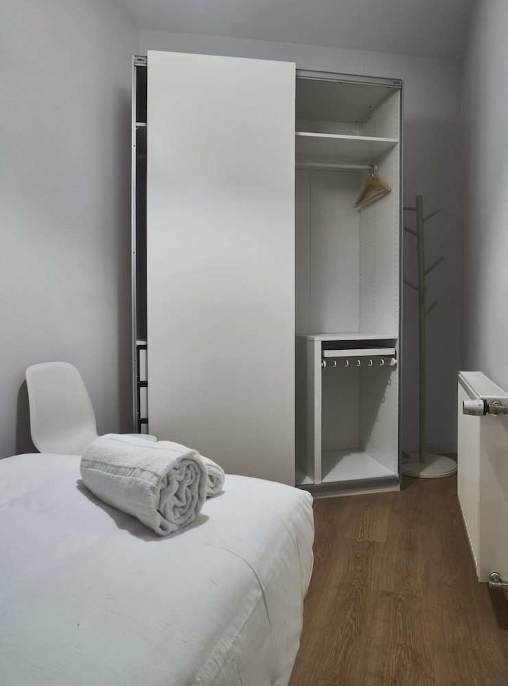 Slow Suites Luchana 33/79