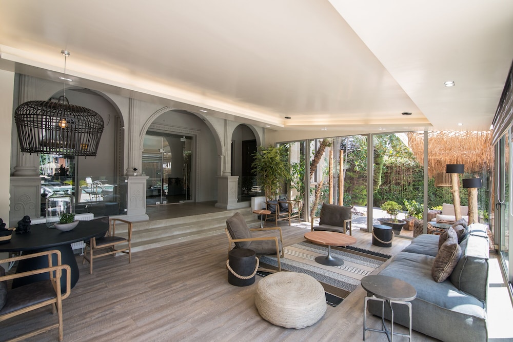 Mikelina Boutique Hotel 50/67