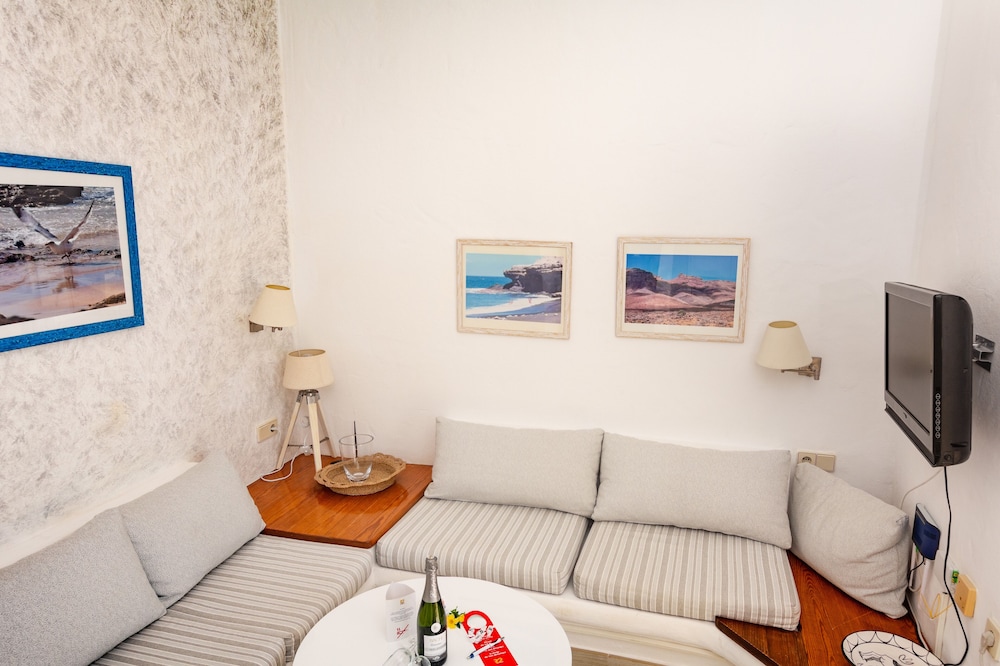 R2 Maryvent Beach Apartment 29/49