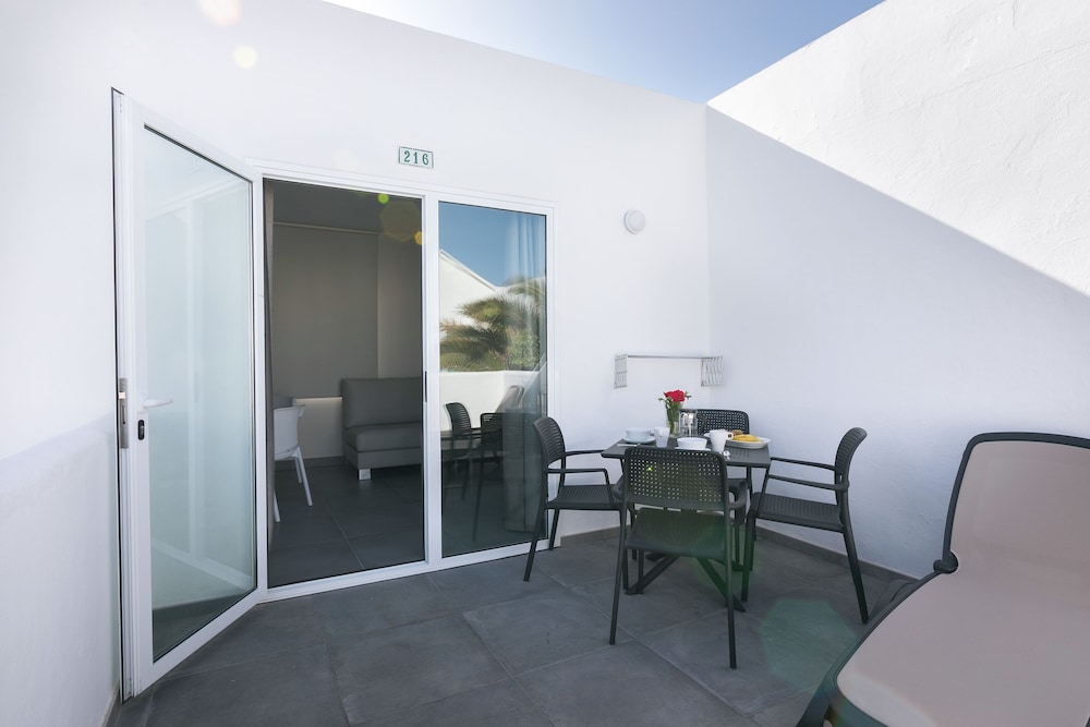 Celeste Apartments 44/55
