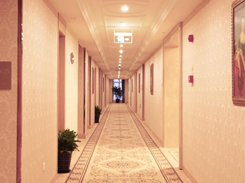Vienna International Hotel Shanghai Songjiang Development Zone Sports Center Metro Station 17/17