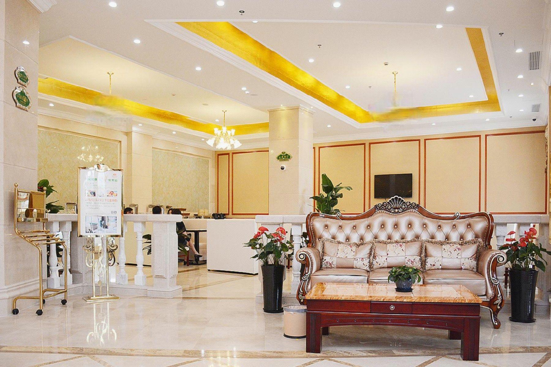 Vienna Hotel ( Jin Du Road) 30/36