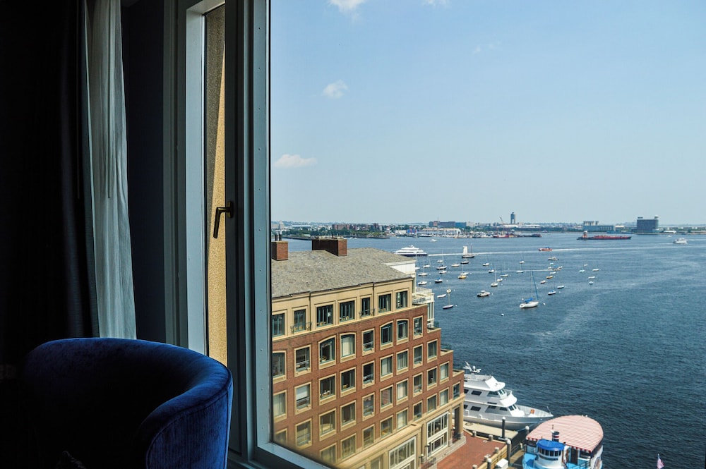 Boston Harbor Hotel 67/71