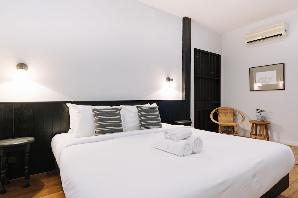 Chotana Villa 18/75