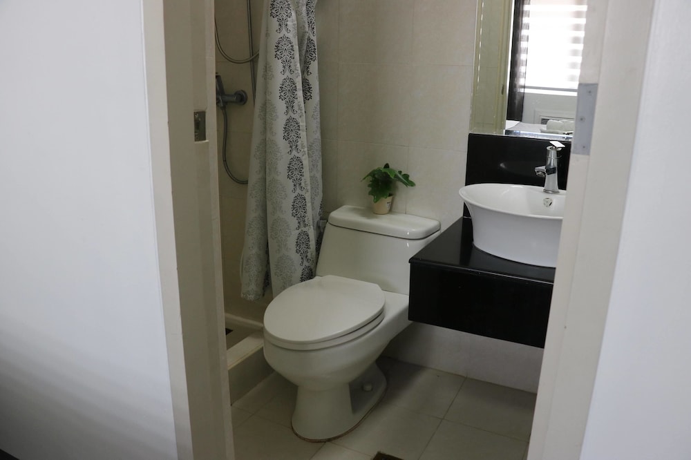 Sarasota Residential Resort Newport City 71/73