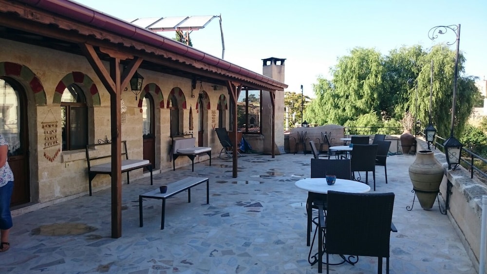 Jerveni Cave Hotel 33/47