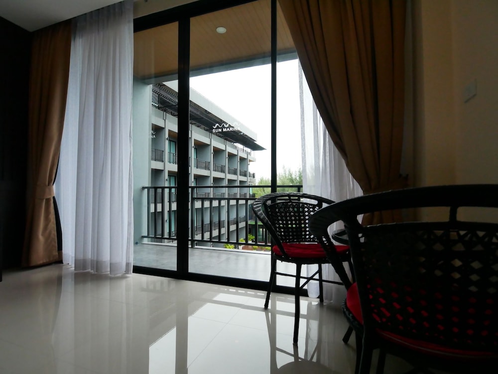 Sunmarina Hotel Cha Am 23/62
