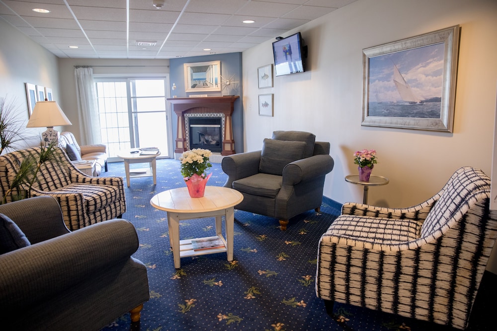 Bay Pointe Inn 30/50
