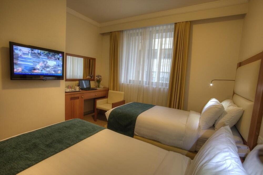 Misk Hotel 14/24