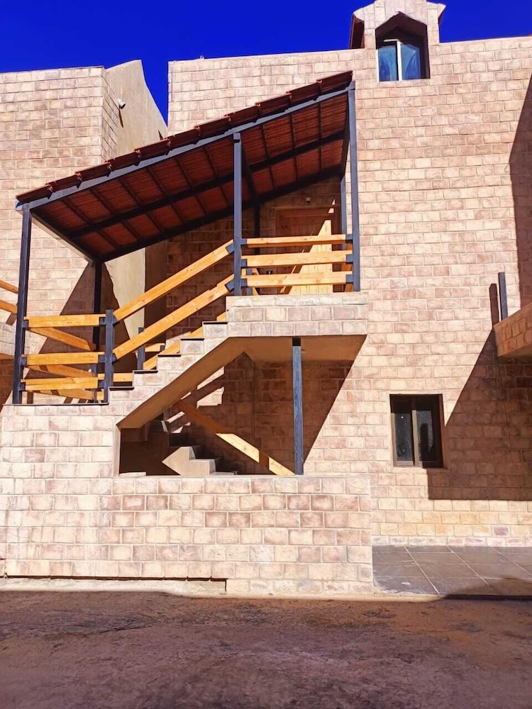 Villetta Di Faraya 46/50