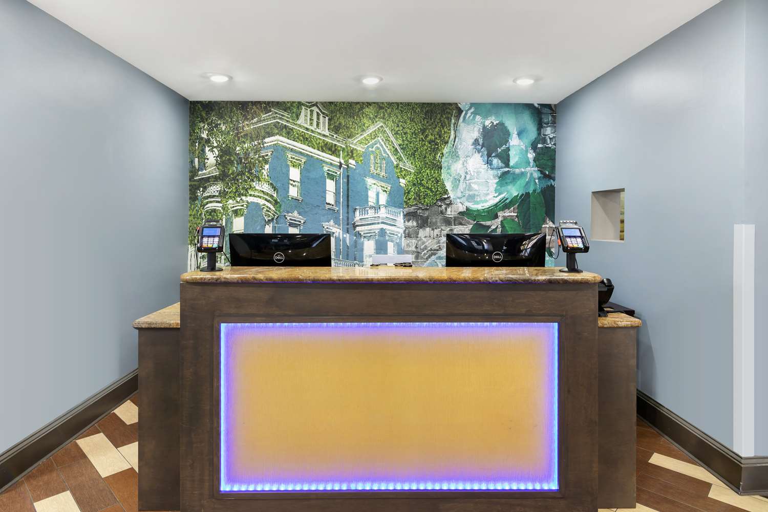 Best Western Savannah Airport Inn & Suites 1/23