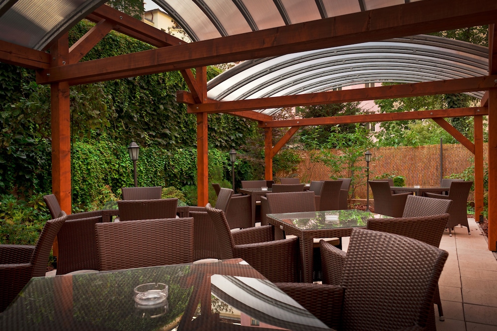 Alqush Downtown Hotel 48/56