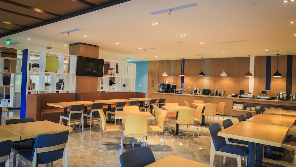 restaurant-cafeteria