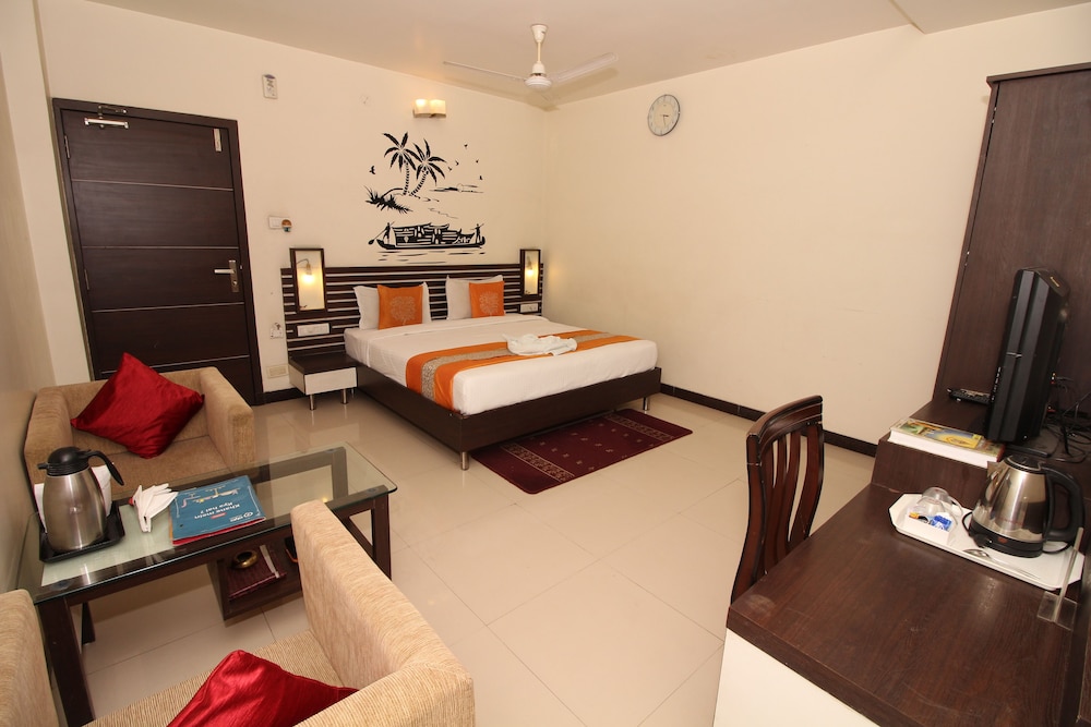 Hotel Meera 25/42