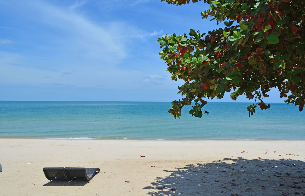 Aava Resort And Spa 52/66