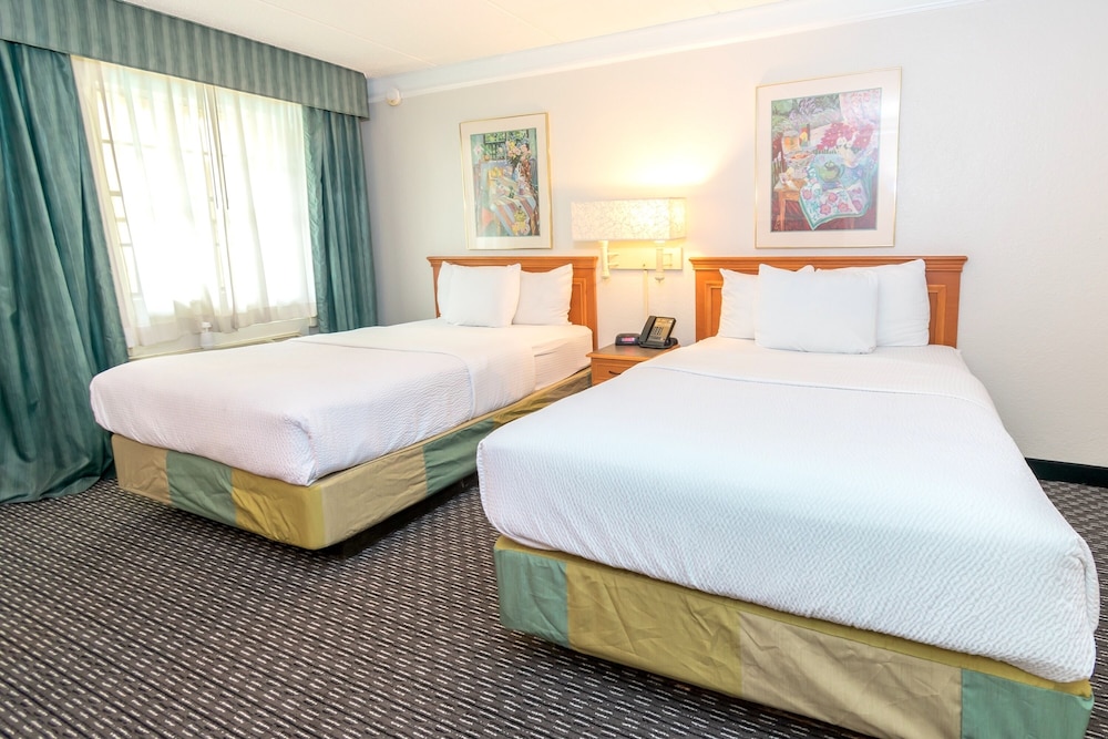 La Quinta Inn Clute Lake Jackson 13/36