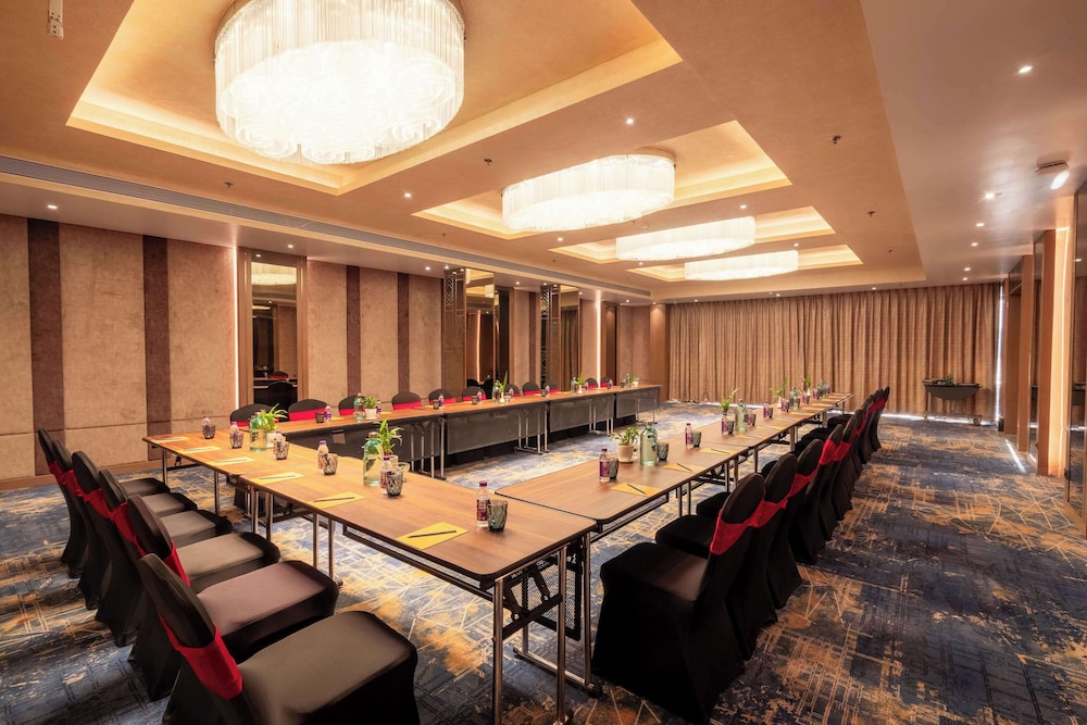 Golden Tulip Bhopal 44/50