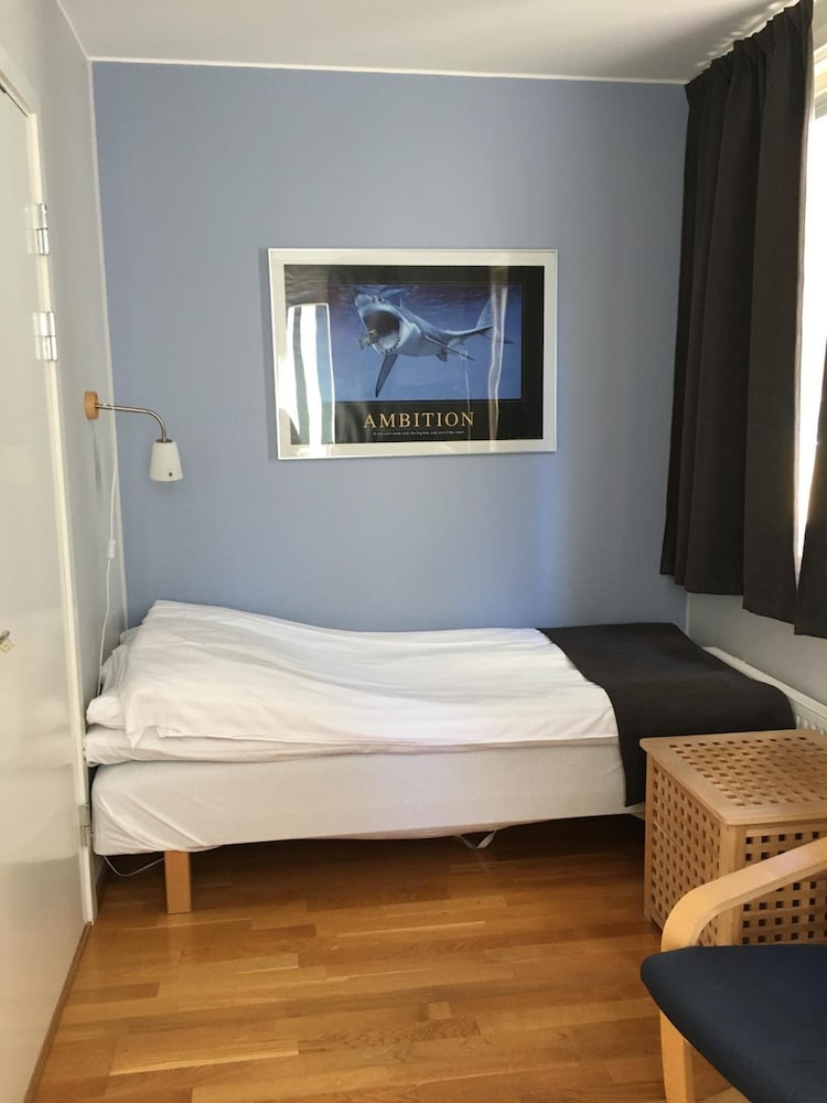 Hotell Hässlö 1/33