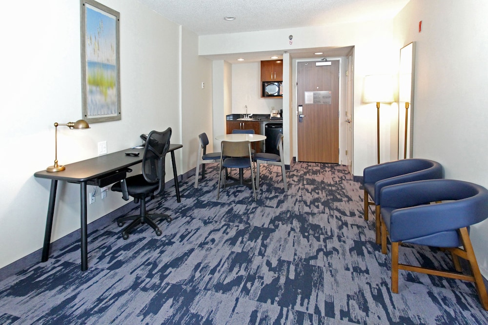 Fairfield Inn Suites Charleston Airport Convention Center 19/45