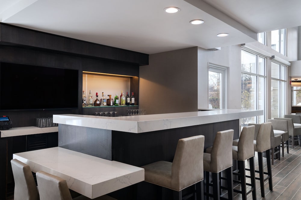 Residence Inn by Marriott New Brunswick Tower Center Blvd 22/32