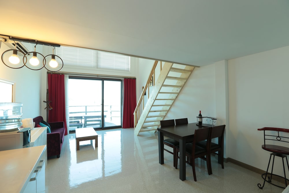 Seaview Pension 46/62