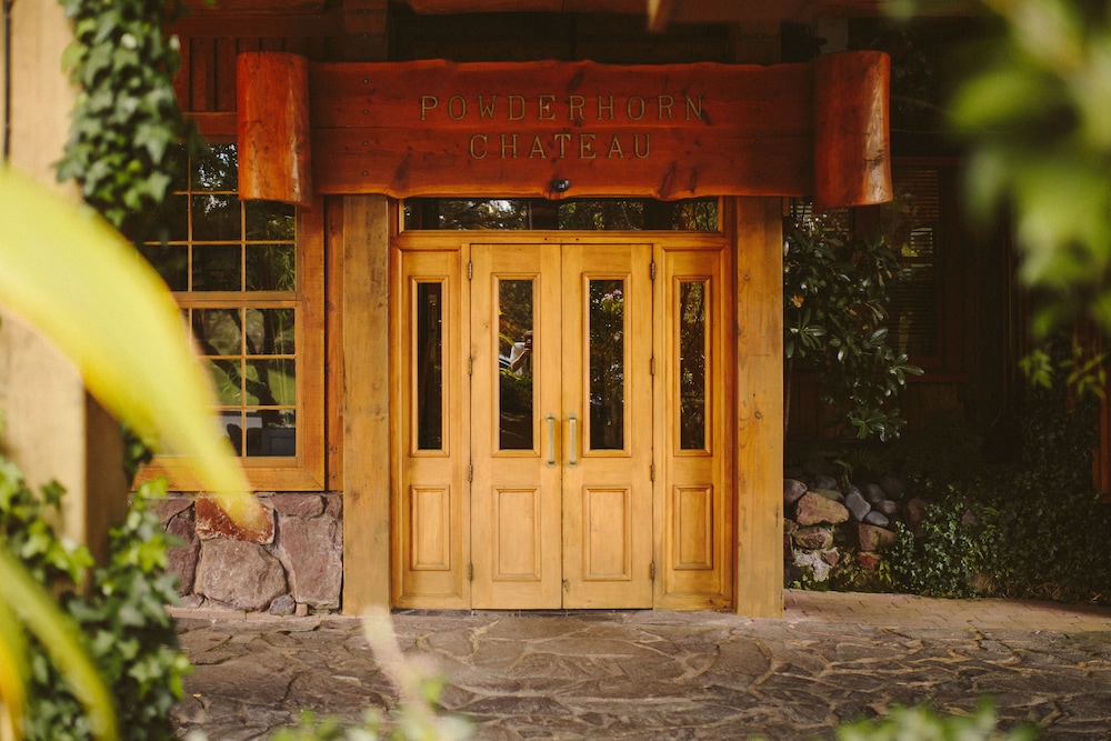 Powderhorn Chateau 7/75