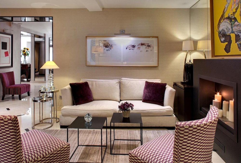 Hotel Le Senat 25/31