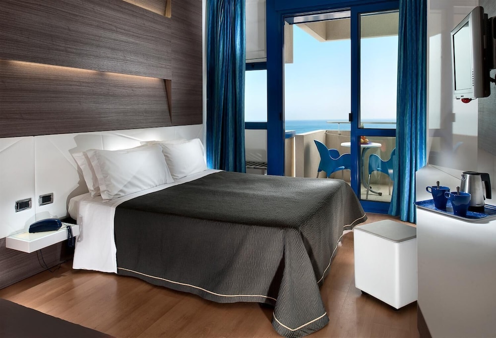 Hotel Baltic Riccione 28/68