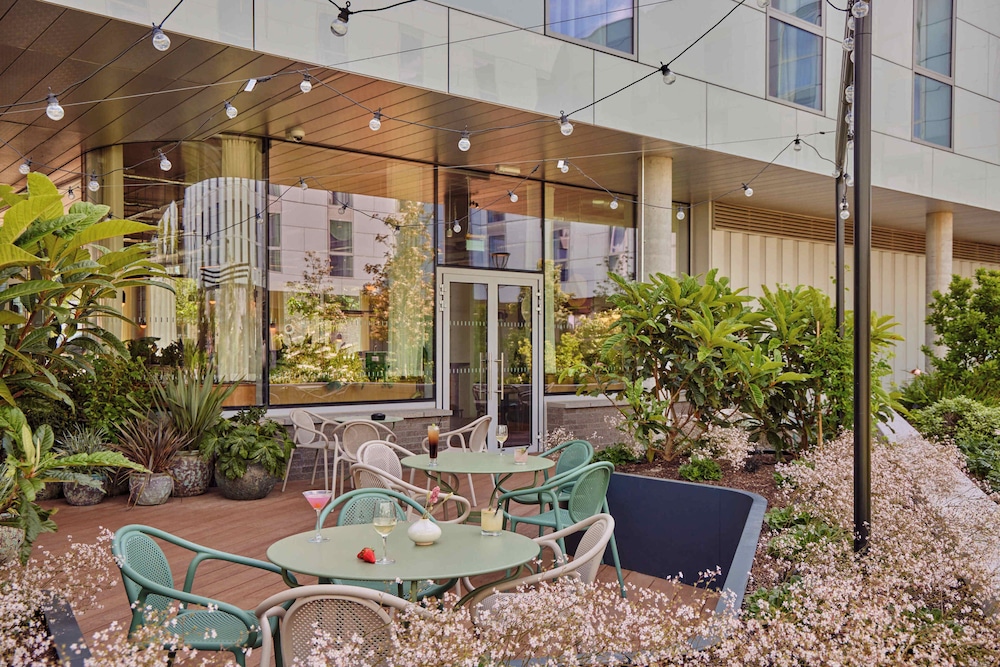 Hyatt Centric Cambridge 42/48