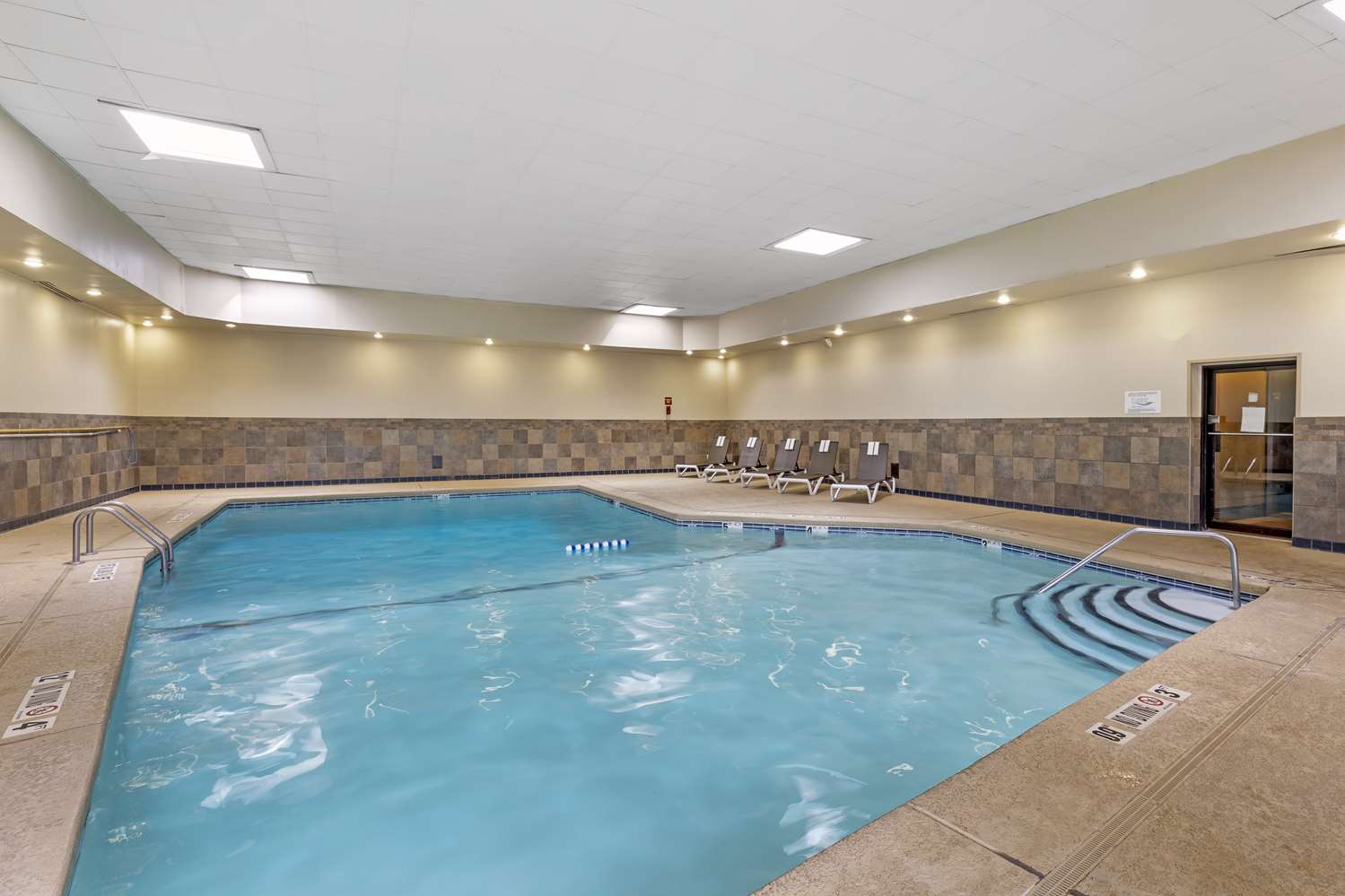 Best Western Plus The Charles Hotel 21/42