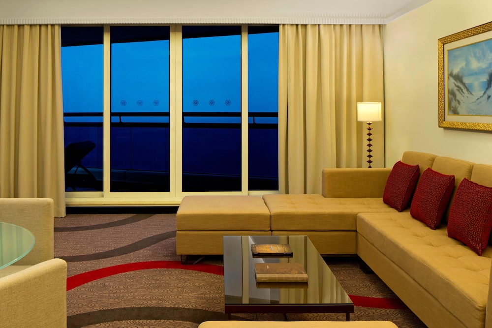 Le Meridien Al Aqah Beach Resort 23/65
