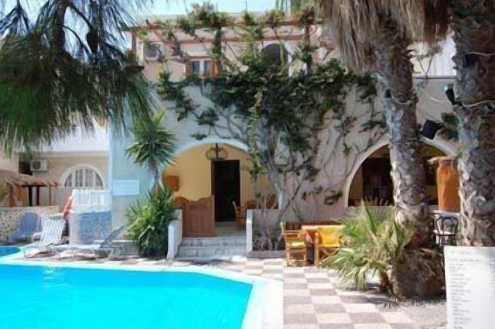Markos Villas 46/50