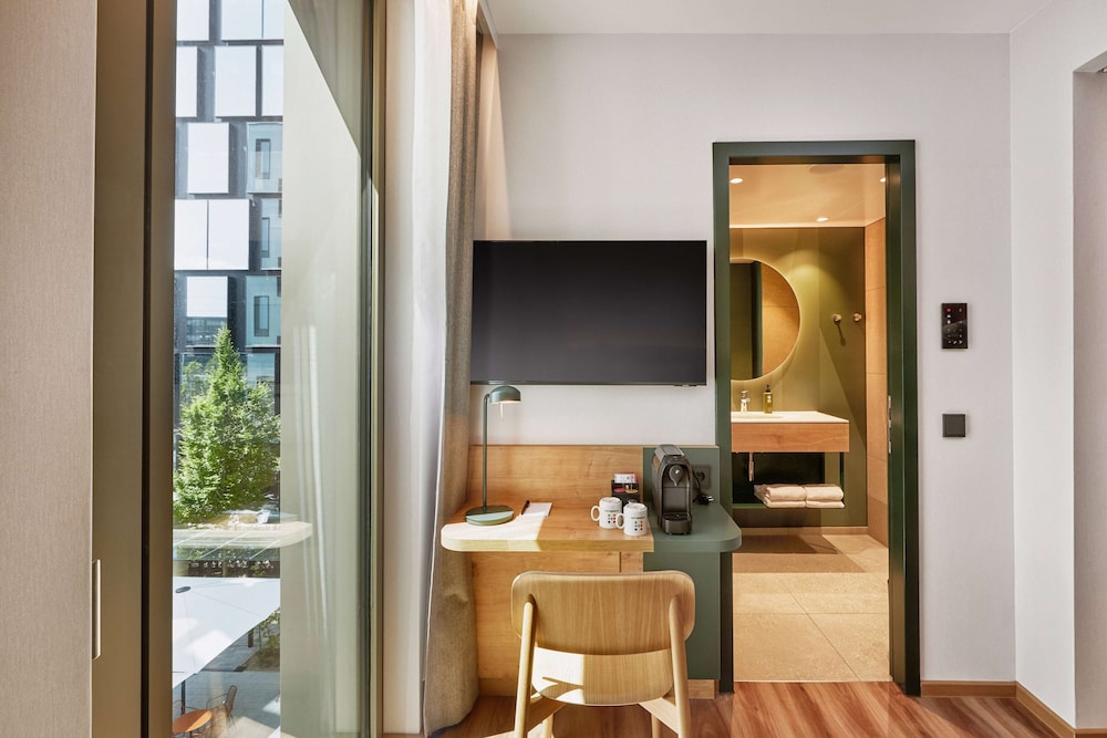 H+ Hotel Eschborn 39/43