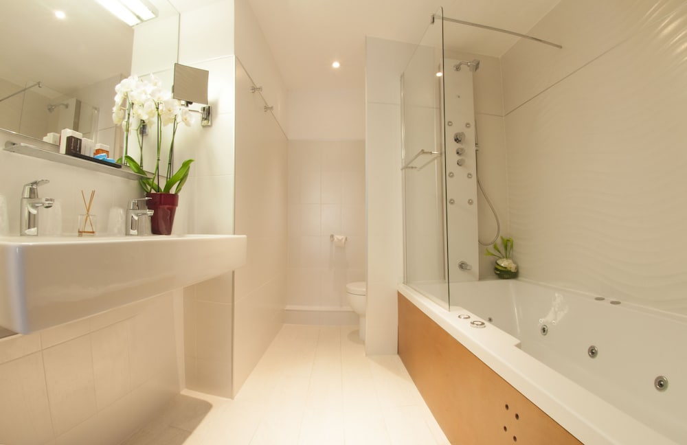 Hotel Montaigne Spa 13/45