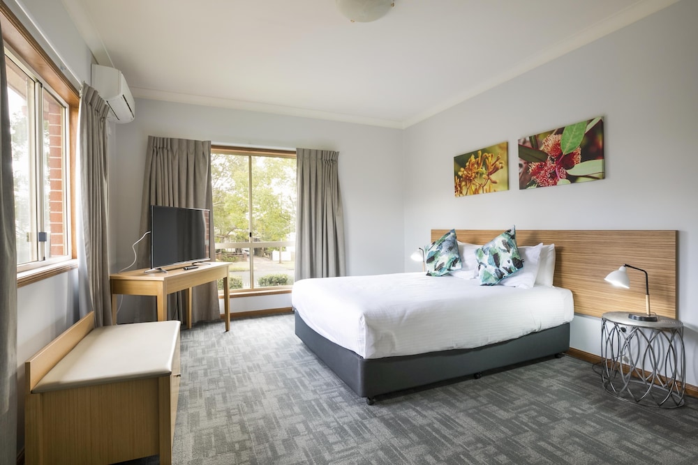 Nightcap at Federal Hotel Toowoomba 25/62