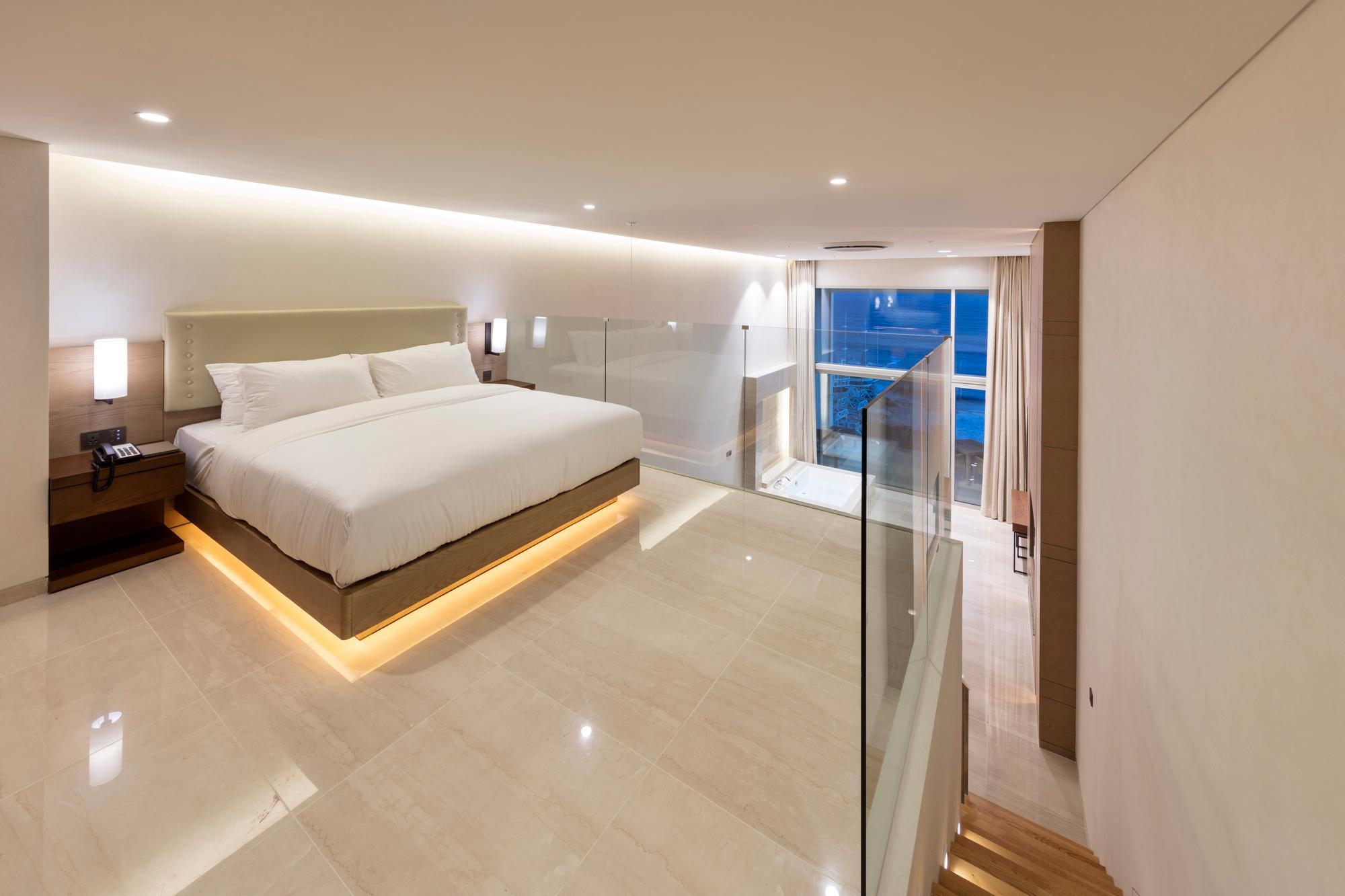 Duplex, Beach, Cruise, Suite, Double Bed