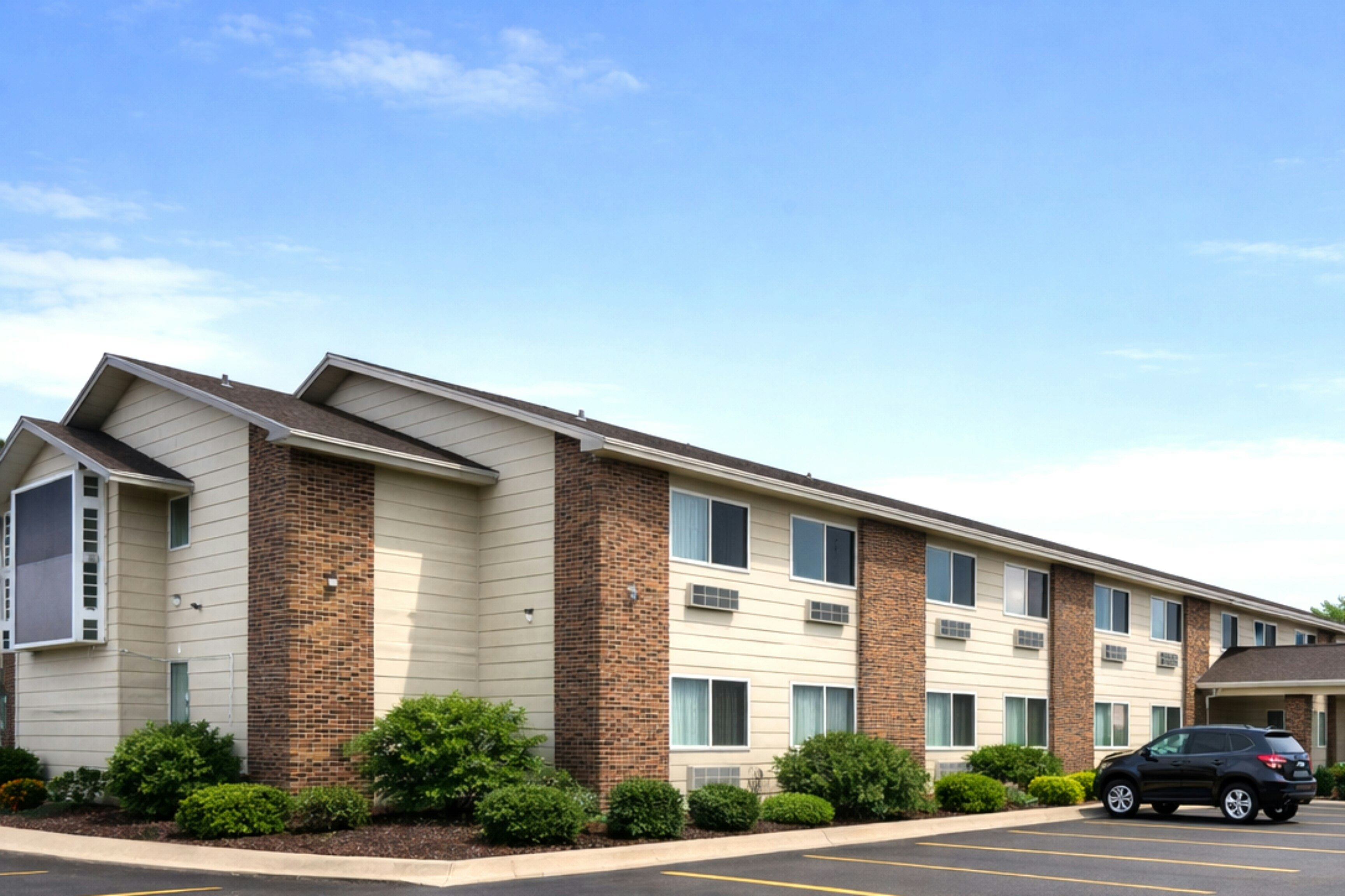 Fireside Inn & Suites 10/88