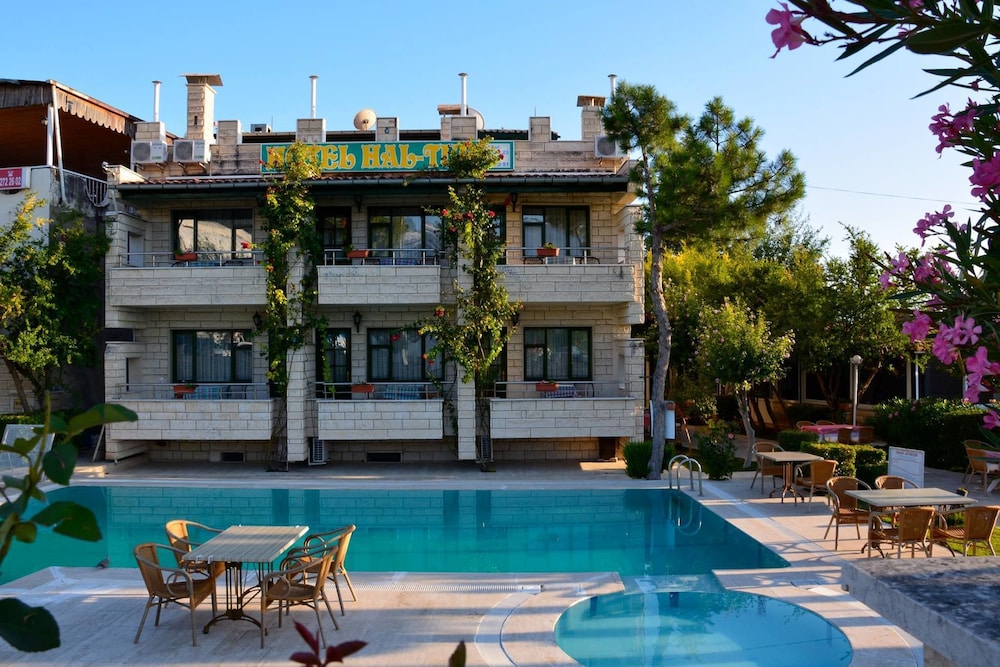 Hal-Tur Hotel 1/50