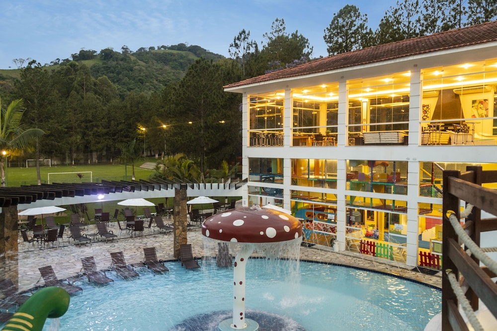 Vale Suico Resort Hotel 1/72